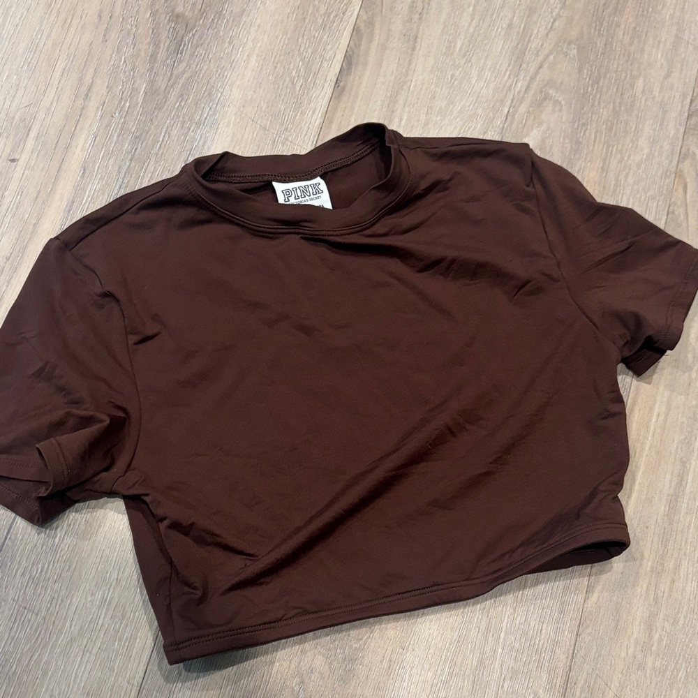 VS PINK SLINKY BROWN CROP TSHIRT